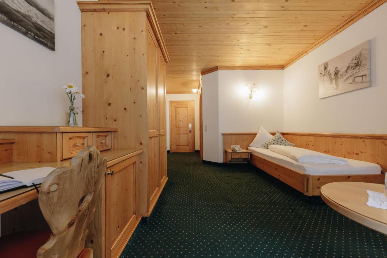 Hotel Hirschen Зільберталь Екстер'єр фото