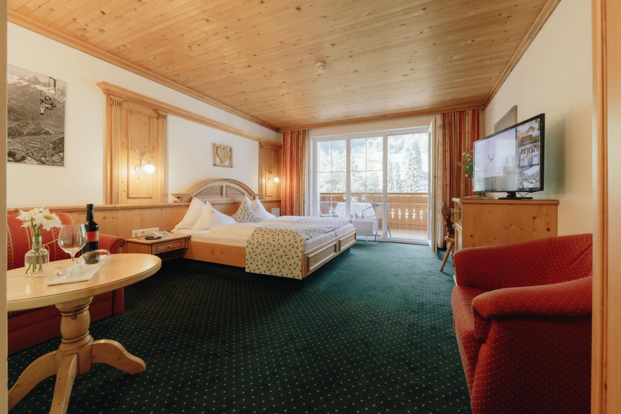 Hotel Hirschen Зільберталь Екстер'єр фото